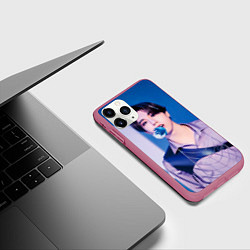 Чехол iPhone 11 Pro матовый Stray Kids 2nd World Tour Maniac Han, цвет: 3D-малиновый — фото 2