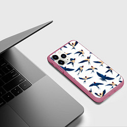 Чехол iPhone 11 Pro матовый Ласточки парят в небе, цвет: 3D-малиновый — фото 2