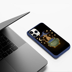 Чехол iPhone 11 Pro матовый Кот с котелком на хэллоуин, цвет: 3D-тёмно-синий — фото 2