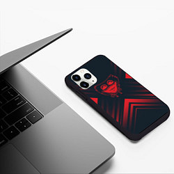 Чехол iPhone 11 Pro матовый Красный символ Poppy Playtime на темном фоне со ст, цвет: 3D-черный — фото 2
