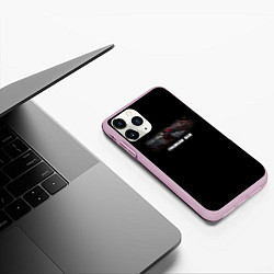 Чехол iPhone 11 Pro матовый Человек-бензопила Дэндзи в ярости, цвет: 3D-розовый — фото 2