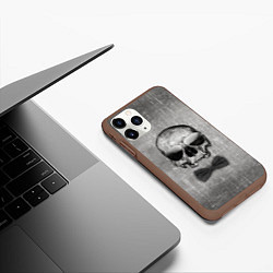 Чехол iPhone 11 Pro матовый Череп в очках и с бабочкой, цвет: 3D-коричневый — фото 2