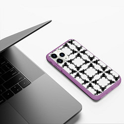 Чехол iPhone 11 Pro матовый Черные рождественские олени, цвет: 3D-фиолетовый — фото 2