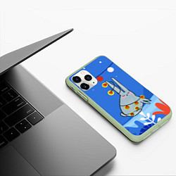 Чехол iPhone 11 Pro матовый Зайчик в гирлянде, цвет: 3D-салатовый — фото 2