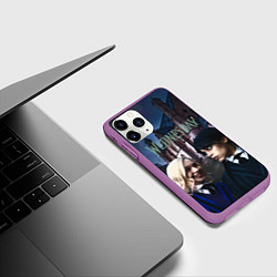 Чехол iPhone 11 Pro матовый Уэнсдей Аддамс, Энид Синклер на фоне замка, цвет: 3D-фиолетовый — фото 2