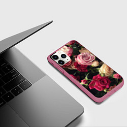 Чехол iPhone 11 Pro матовый Нежные кустовые розы, цвет: 3D-малиновый — фото 2