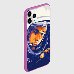 Чехол iPhone 11 Pro матовый Юрий Гагарин в скафандре, цвет: 3D-фиолетовый — фото 2