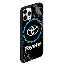 Чехол iPhone 11 Pro матовый Toyota в стиле Top Gear со следами шин на фоне, цвет: 3D-черный — фото 2