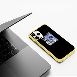Чехол iPhone 11 Pro матовый Леви: Атака титанов, цвет: 3D-желтый — фото 2