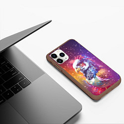 Чехол iPhone 11 Pro матовый Fantastic bird and starry space, цвет: 3D-коричневый — фото 2