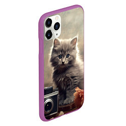 Чехол iPhone 11 Pro матовый Серый котенок, винтажное фото, цвет: 3D-фиолетовый — фото 2