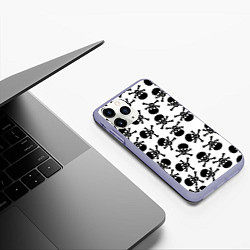 Чехол iPhone 11 Pro матовый Черепа и кости паттерном, цвет: 3D-светло-сиреневый — фото 2