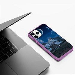 Чехол iPhone 11 Pro матовый Ночные горы в природе и небо с нло, цвет: 3D-фиолетовый — фото 2