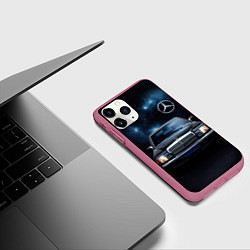 Чехол iPhone 11 Pro матовый Мерседес черное небо, цвет: 3D-малиновый — фото 2