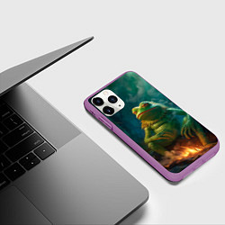 Чехол iPhone 11 Pro матовый Пепе у костра, цвет: 3D-фиолетовый — фото 2