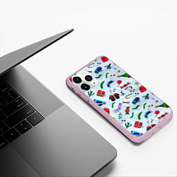 Чехол iPhone 11 Pro матовый Елочный узор с новогодними атрибутами, цвет: 3D-розовый — фото 2