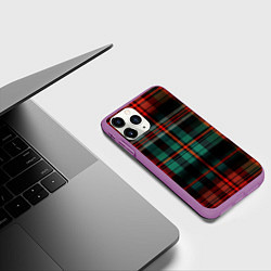 Чехол iPhone 11 Pro матовый Красно-зелёная шотландская клетка, цвет: 3D-фиолетовый — фото 2