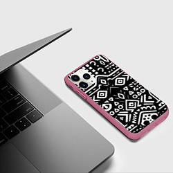 Чехол iPhone 11 Pro матовый Черно-белый абстрактный паттерн, цвет: 3D-малиновый — фото 2
