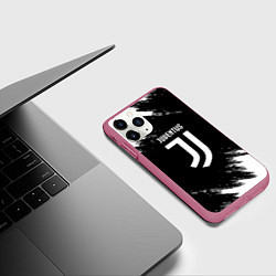 Чехол iPhone 11 Pro матовый Juventus спорт краски черно белый, цвет: 3D-малиновый — фото 2