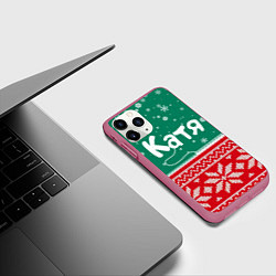 Чехол iPhone 11 Pro матовый Катя новогодняя, цвет: 3D-малиновый — фото 2