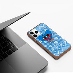 Чехол iPhone 11 Pro матовый Huggy Wuggy christmas sweater, цвет: 3D-коричневый — фото 2