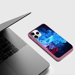 Чехол iPhone 11 Pro матовый Синяя ледяная абстракция с красным, цвет: 3D-малиновый — фото 2