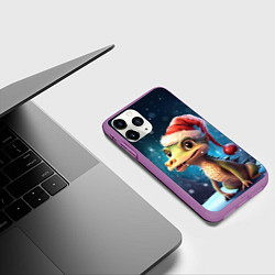 Чехол iPhone 11 Pro матовый Дракон в новогодней шапочке, цвет: 3D-фиолетовый — фото 2