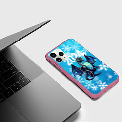 Чехол iPhone 11 Pro матовый 2024 синий дракон, цвет: 3D-малиновый — фото 2