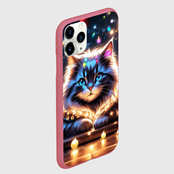 Чехол iPhone 11 Pro матовый Кот с гирляндой среди новогодних украшений, цвет: 3D-малиновый — фото 2