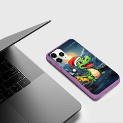 Чехол iPhone 11 Pro матовый Зеленый дракон на новогоднем фоне, цвет: 3D-фиолетовый — фото 2