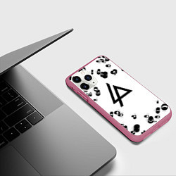 Чехол iPhone 11 Pro матовый Linkin park краски текстура, цвет: 3D-малиновый — фото 2