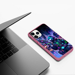 Чехол iPhone 11 Pro матовый Неоновый город - Киберпанк, цвет: 3D-малиновый — фото 2