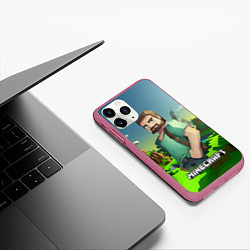Чехол iPhone 11 Pro матовый Minecraft персонаж зеленый мир, цвет: 3D-малиновый — фото 2