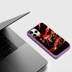 Чехол iPhone 11 Pro матовый Тандзиро пламя, цвет: 3D-фиолетовый — фото 2