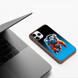 Чехол iPhone 11 Pro матовый Далматинец космонавт в открытом космосе, цвет: 3D-коричневый — фото 2