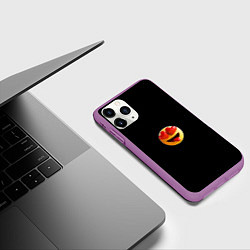Чехол iPhone 11 Pro матовый Объемный влюблённый смайл улыбка с языком черном, цвет: 3D-фиолетовый — фото 2