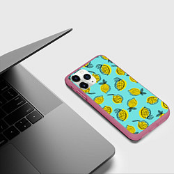 Чехол iPhone 11 Pro матовый Летние лимоны - паттерн, цвет: 3D-малиновый — фото 2