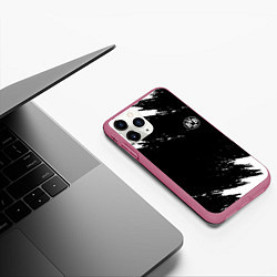 Чехол iPhone 11 Pro матовый Borussia краски чёрно белый, цвет: 3D-малиновый — фото 2