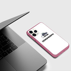 Чехол iPhone 11 Pro матовый Чужой xenomorph, цвет: 3D-малиновый — фото 2