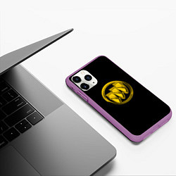 Чехол iPhone 11 Pro матовый Buick logo yellow, цвет: 3D-фиолетовый — фото 2