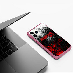 Чехол iPhone 11 Pro матовый The Last of Us брызги красок, цвет: 3D-малиновый — фото 2