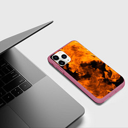 Чехол iPhone 11 Pro матовый Оранжевый огонь, цвет: 3D-малиновый — фото 2
