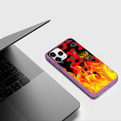 Чехол iPhone 11 Pro матовый Герб РФ броня в огне, цвет: 3D-фиолетовый — фото 2