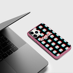 Чехол iPhone 11 Pro матовый Roblox pattern glitch, цвет: 3D-малиновый — фото 2