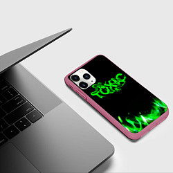 Чехол iPhone 11 Pro матовый Toxic text, цвет: 3D-малиновый — фото 2
