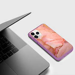 Чехол iPhone 11 Pro матовый Текстура розового мрамора с золотом, цвет: 3D-фиолетовый — фото 2