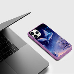 Чехол iPhone 11 Pro матовый Крылатая рыба - сюрреализм, цвет: 3D-фиолетовый — фото 2