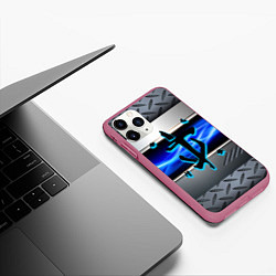 Чехол iPhone 11 Pro матовый Doom metal, цвет: 3D-малиновый — фото 2