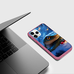 Чехол iPhone 11 Pro матовый Новогодняя змея и шарики, цвет: 3D-малиновый — фото 2