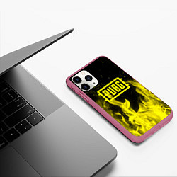 Чехол iPhone 11 Pro матовый PUBG fire yellow, цвет: 3D-малиновый — фото 2